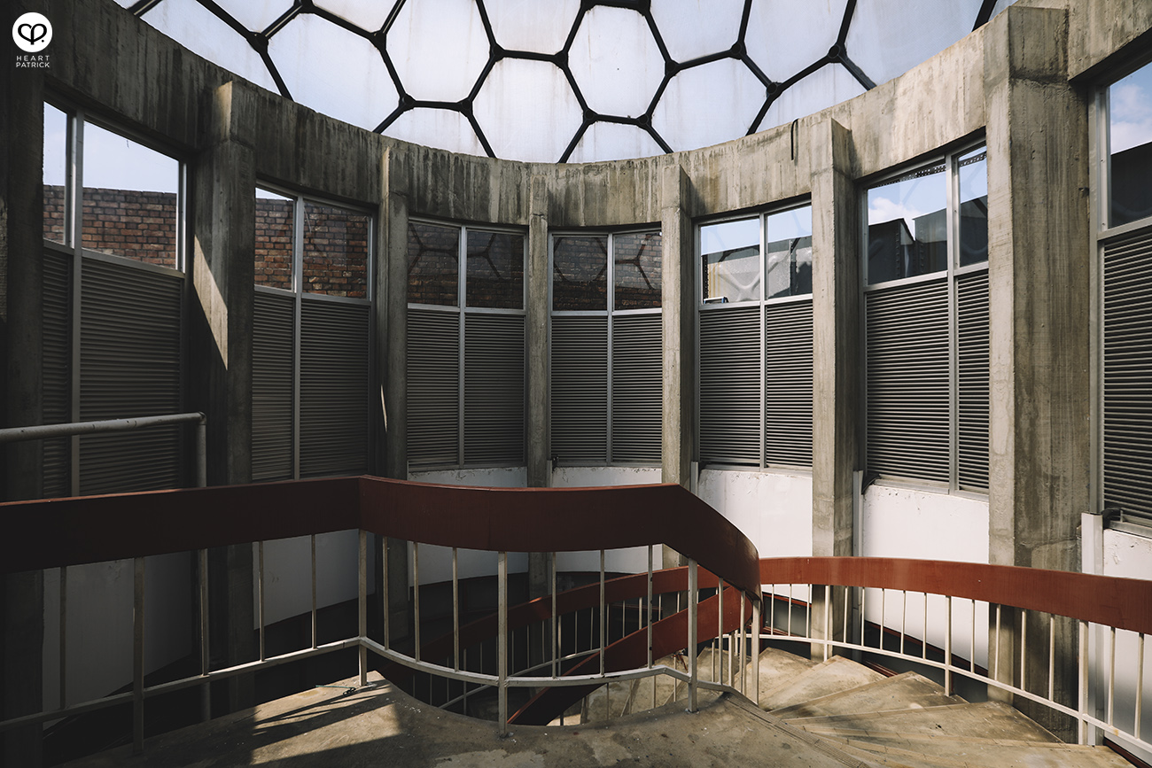 somethingaboutpatrick asianboy asianguy portrait dance spiral staircase